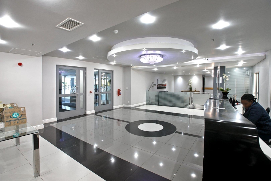 2 Bedroom Property for Sale in Claremont Upper Western Cape